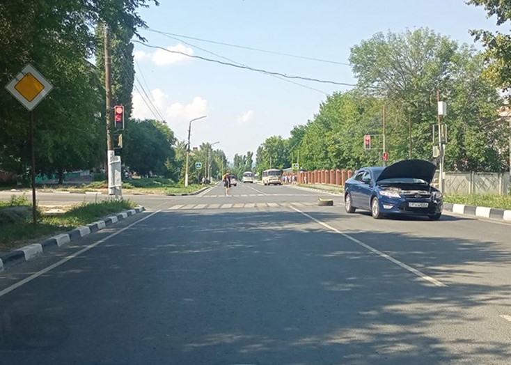 В Вольске авария у роддома